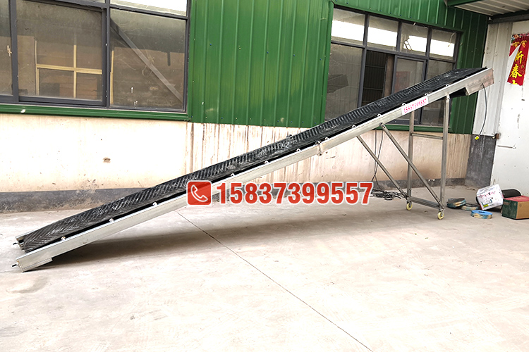 5米(mǐ)移動皮帶輸送(sòng)機